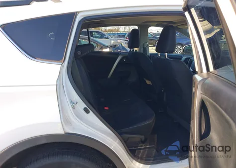 2015 Toyota Rav4 Xle from USA, damaged, VIN 2T3RFREV7FW306261